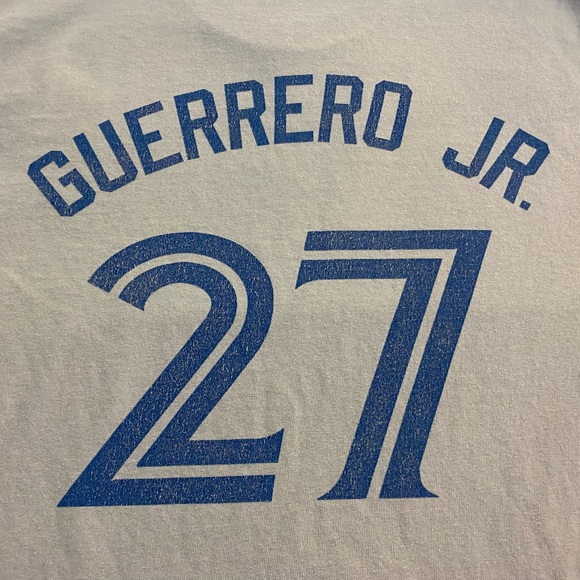 Gildan Toronto Blue Jays #27 Vladimir Guerrero Jr. short sleeve T-shirt - Size M - Picture 4 of 6